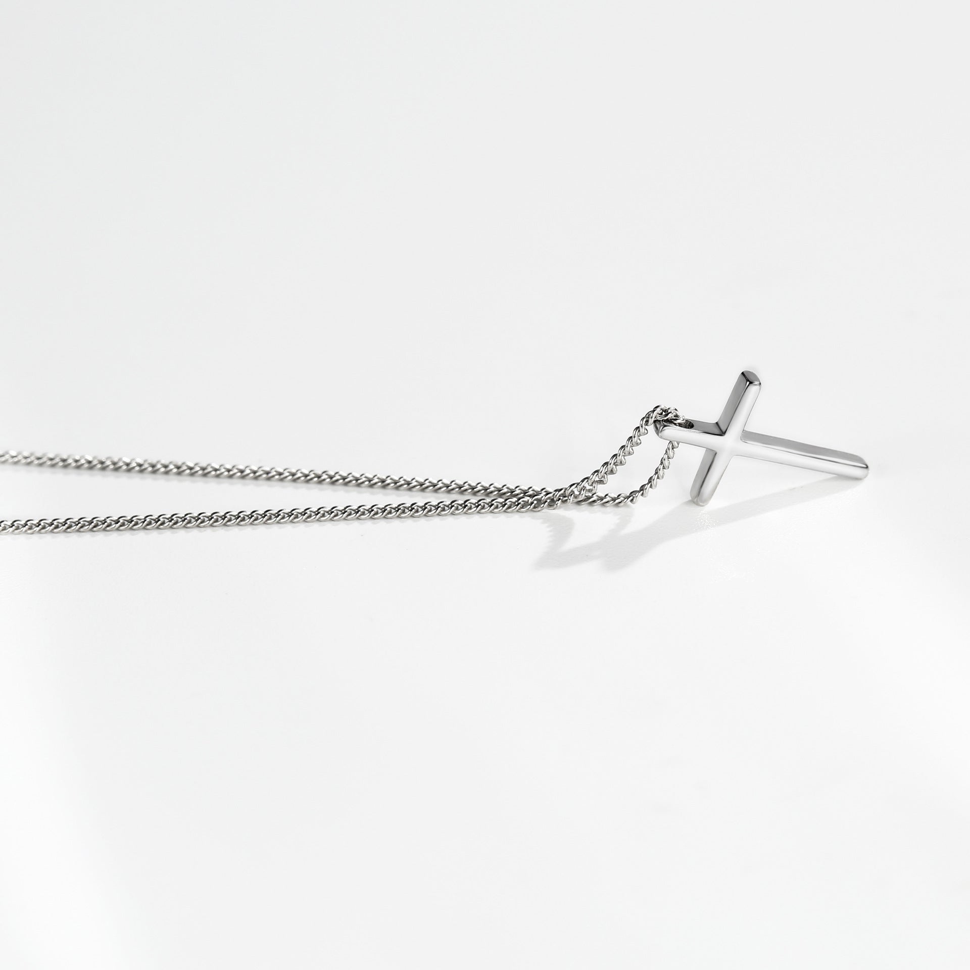 Wholesale glossy cross S925 sterling silver necklace